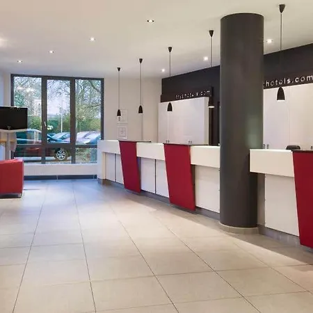 Krefeld-sued クレーフェルト