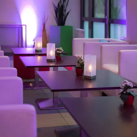 Dusseldorf Affiliated By Melia Otel 4*