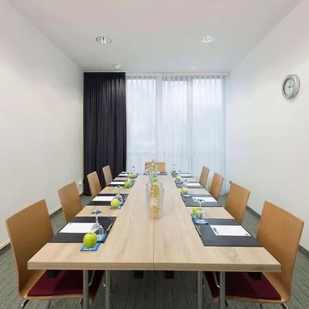 Dusseldorf Affiliated By Melia 4*