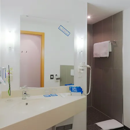 ホテル Krefeld-sued クレーフェルト